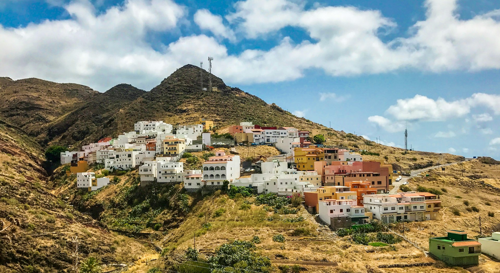 unsplash_b10CZze4JYw_tenerife.webp